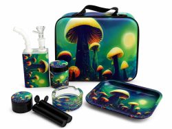 WhatsApp Image 2026-07-15 at 2.18.06 PM Kit de Accesorios Mushroom – Edición Psicodélica