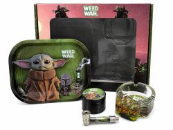 WhatsApp Image 2026-07-15 at 3.08.56 PM Weed War 4 Piece Set – Edición Green Galaxy