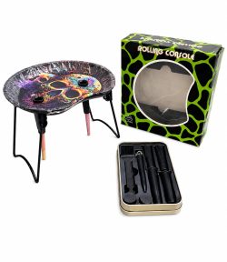 WhatsApp Image 2026-07-19 at 3.50.52 PM Bandeja Plegable Premium con Patas – Diseño Calavera Psicodélica + Kit de Accesorios