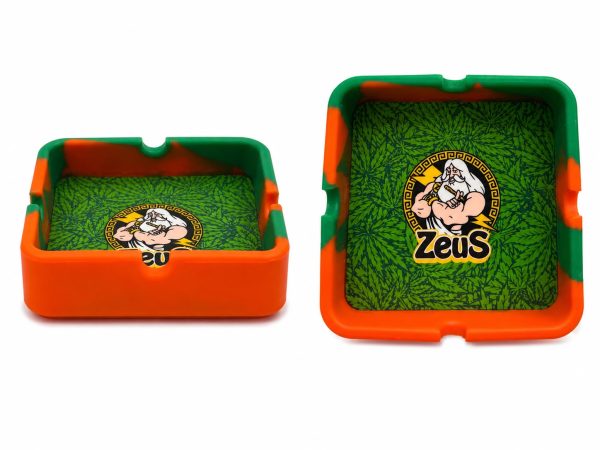 WhatsApp Image 2026-07-20 at 7.13.20 PM Cenicero de Silicona Cuadrado Zeus – Naranja y Verde