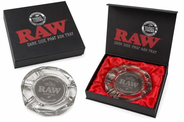 WhatsApp Image 2026-08-04 at 6.23.33 PM Cenicero de Cristal RAW Dark Side Phat Ash Tray